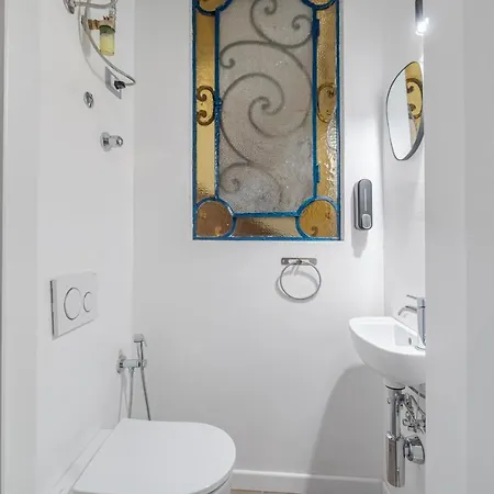Daire Palazzo Liberty Comodo Al Centro A 200m Dalla Metro - Apt Francia 126